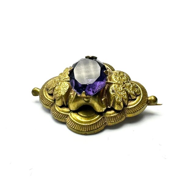 Victorian 1870s Gilt Brass Amethyst Brooch—Dimensional Leaf Design — GUC - Picture 3 of 10